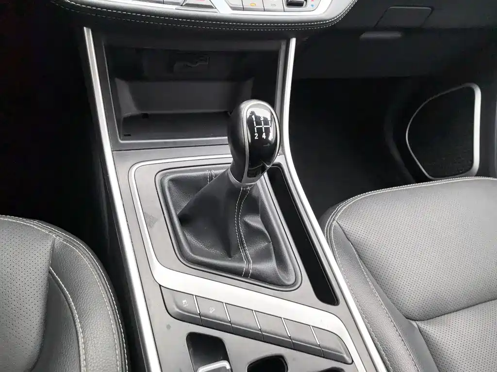 Geely Vision X6 — миниатюра 13