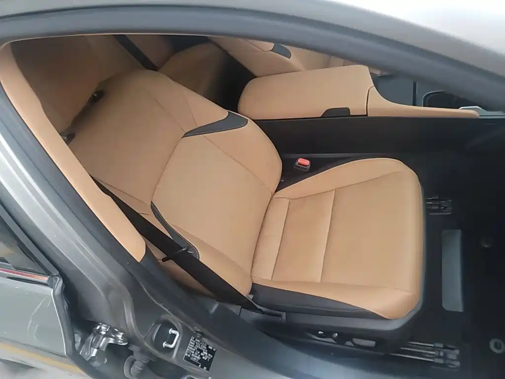Lexus ES — миниатюра 25