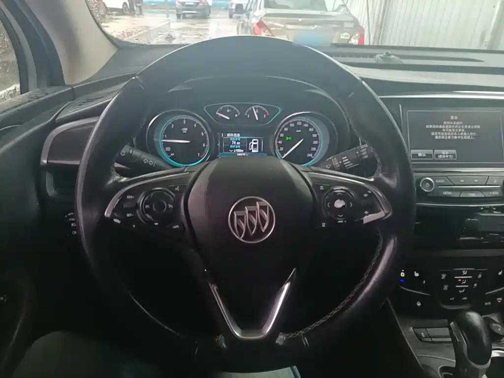 Buick Envision Plus — миниатюра 11