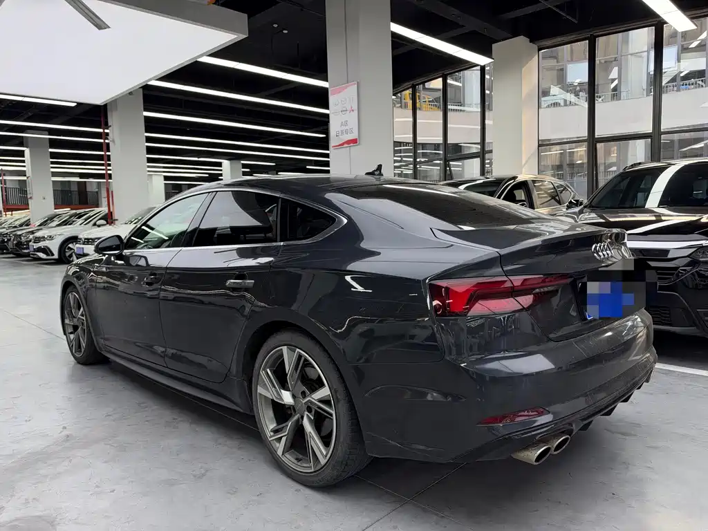 Audi A5 (Import) — миниатюра 17
