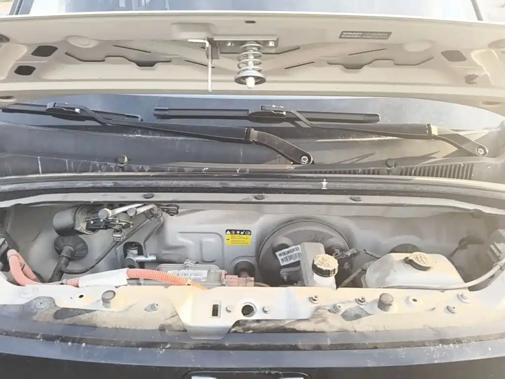 Wuling MINIEV — миниатюра 25
