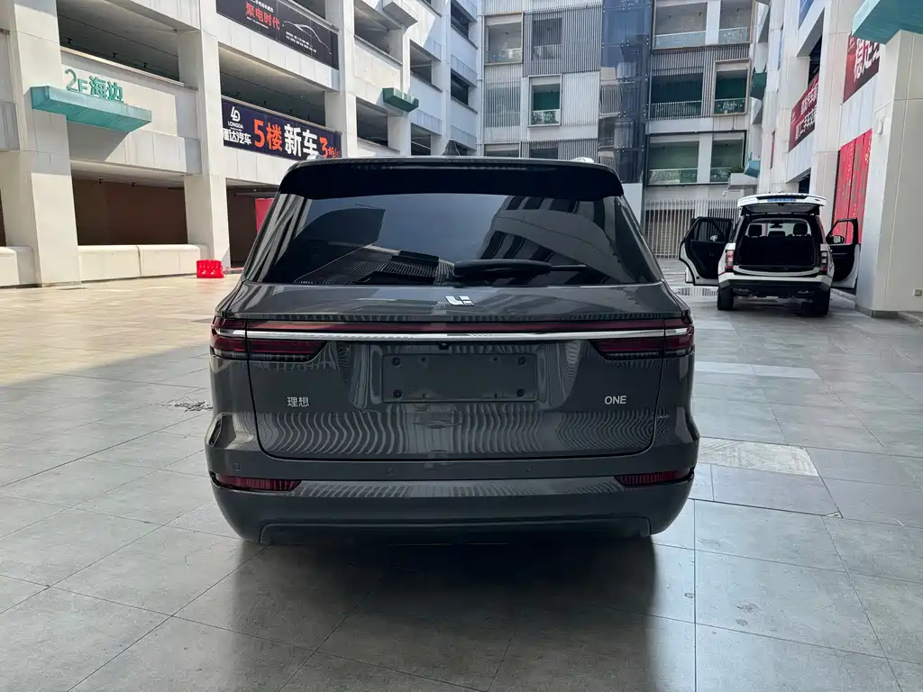 Li Auto Li ONE — миниатюра 8