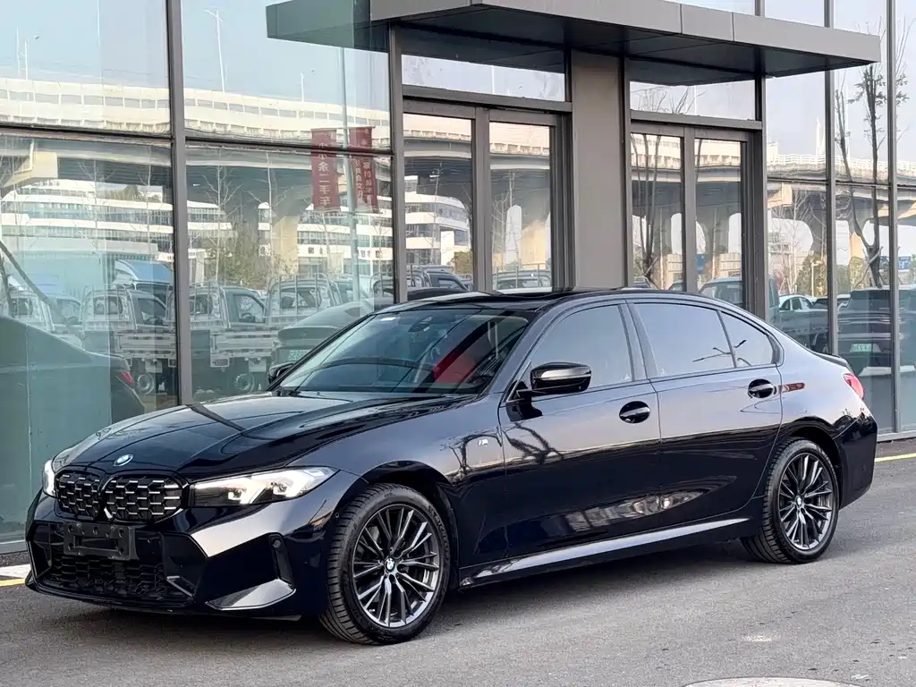 BMW 3 Series 2024