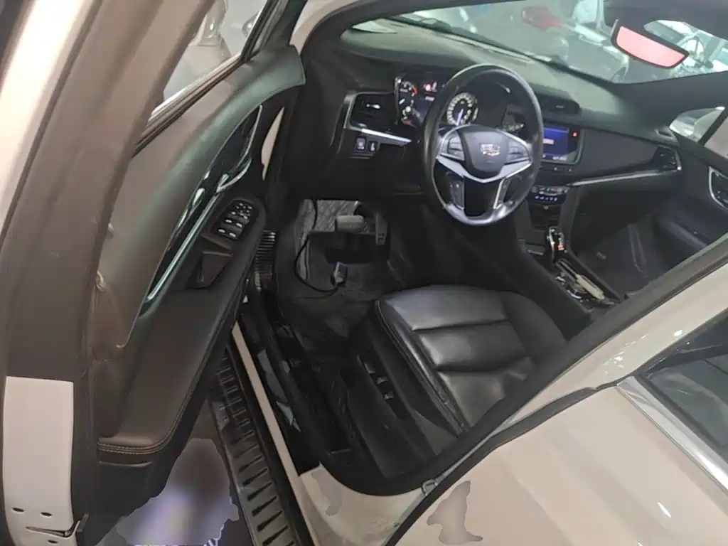 Cadillac XT5 — миниатюра 16