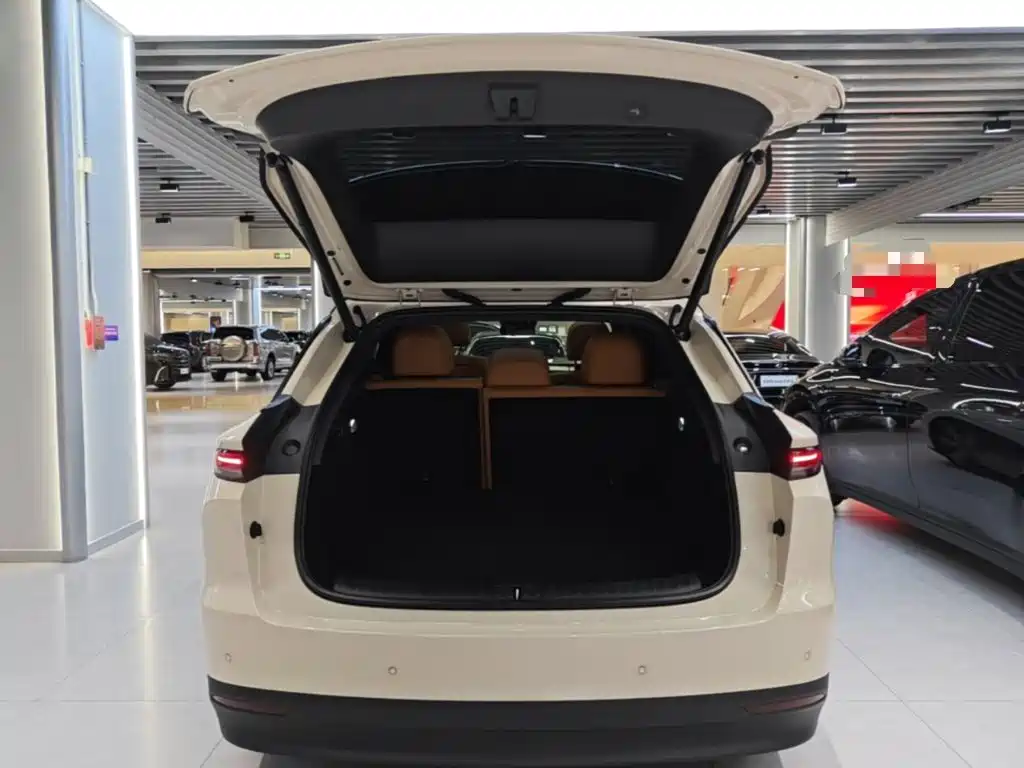 Li Auto Li i6 — миниатюра 19