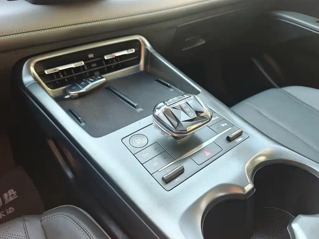 BYD Qin PLUS — миниатюра 13