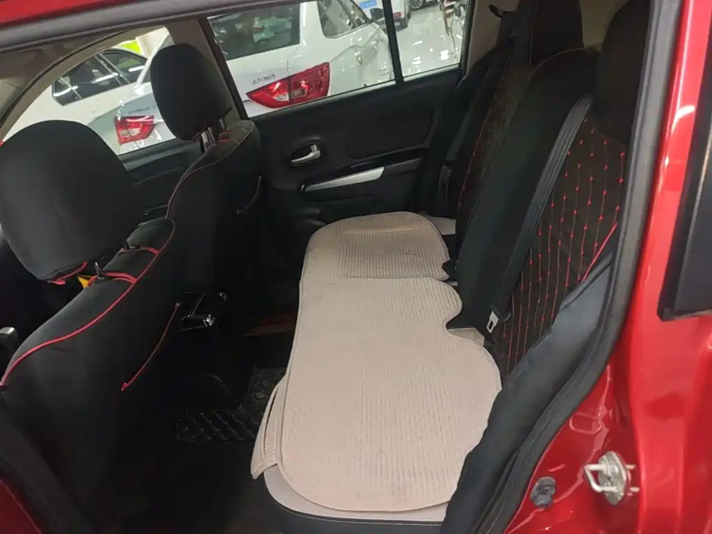 Venucia R50X — миниатюра 17