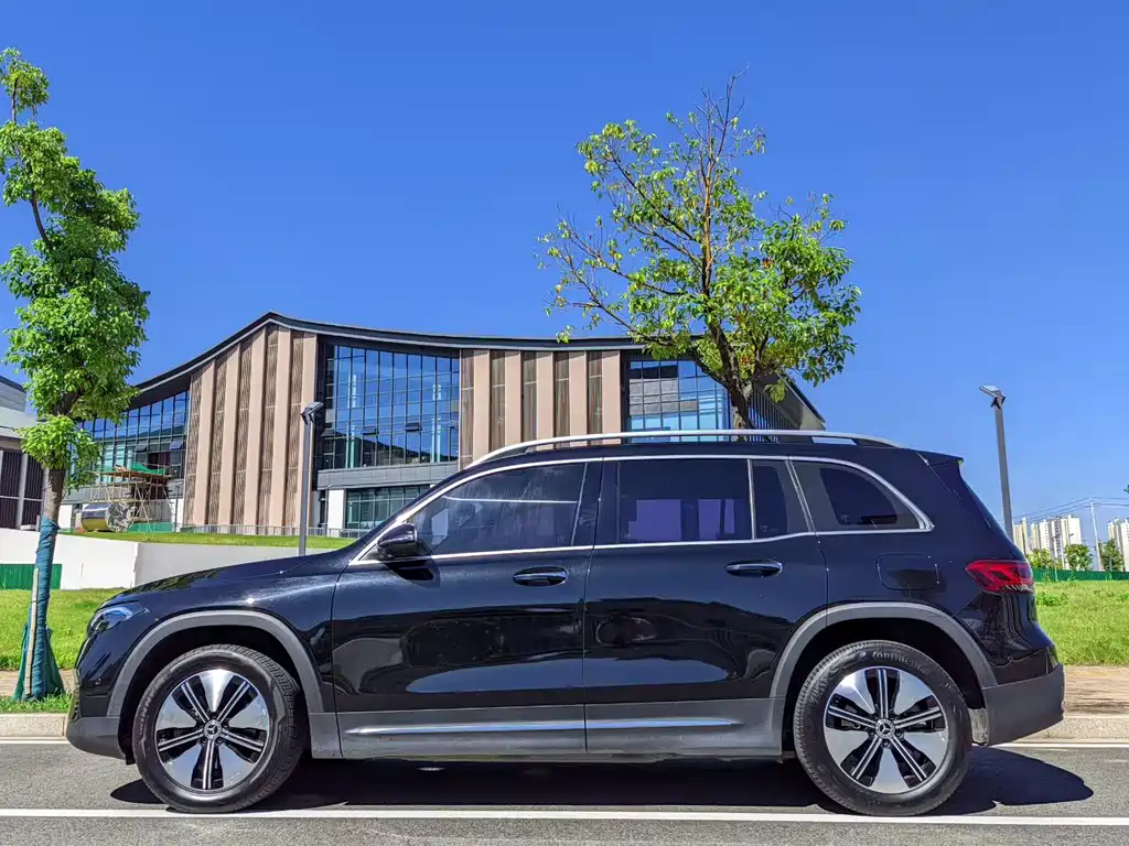 Mercedes-Benz EQB — миниатюра 5