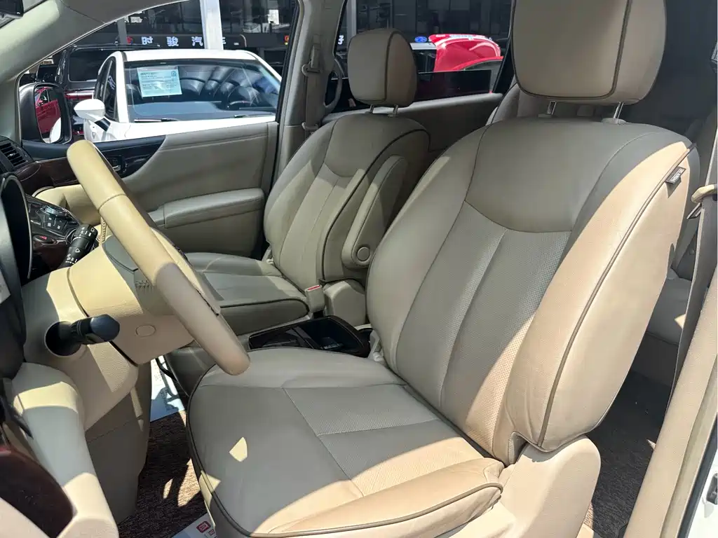 Nissan Quest — миниатюра 11