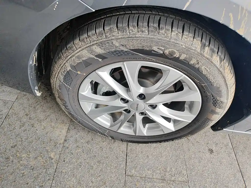 Roewe i5 — миниатюра 23