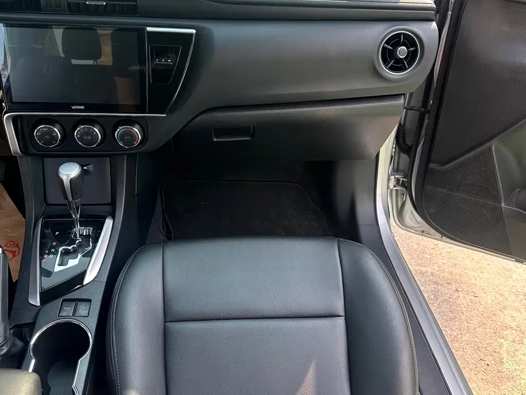 Toyota Corolla — миниатюра 15