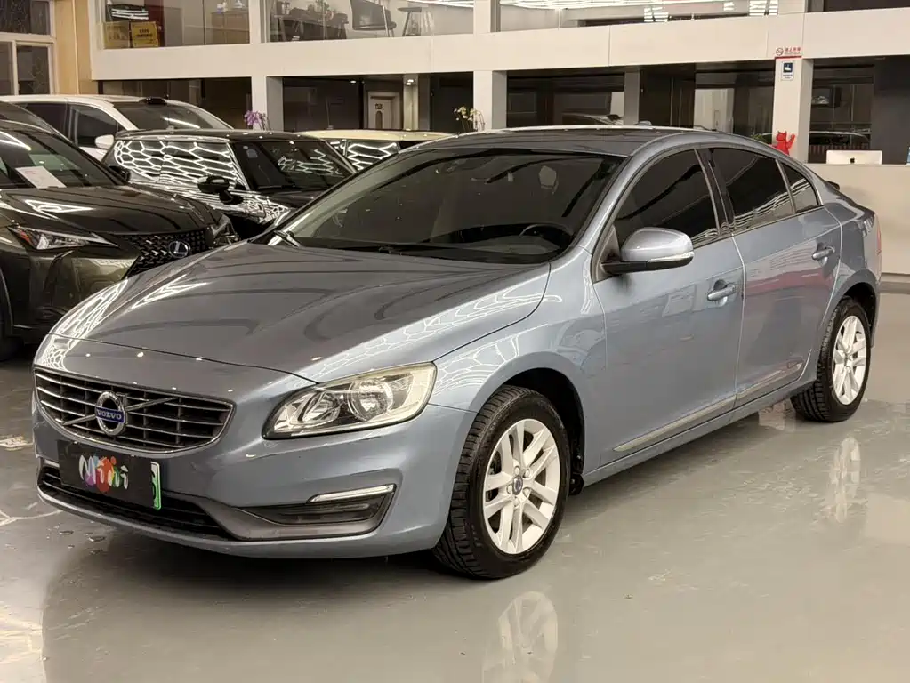Volvo S60