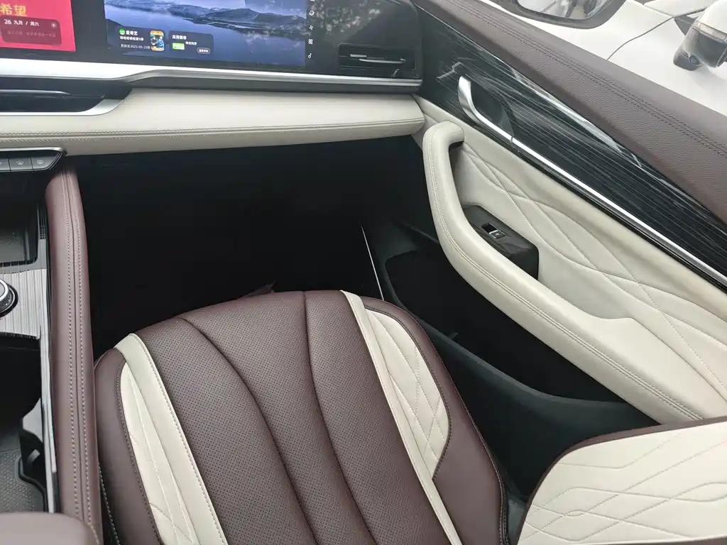 Geely Xingyue L — миниатюра 8