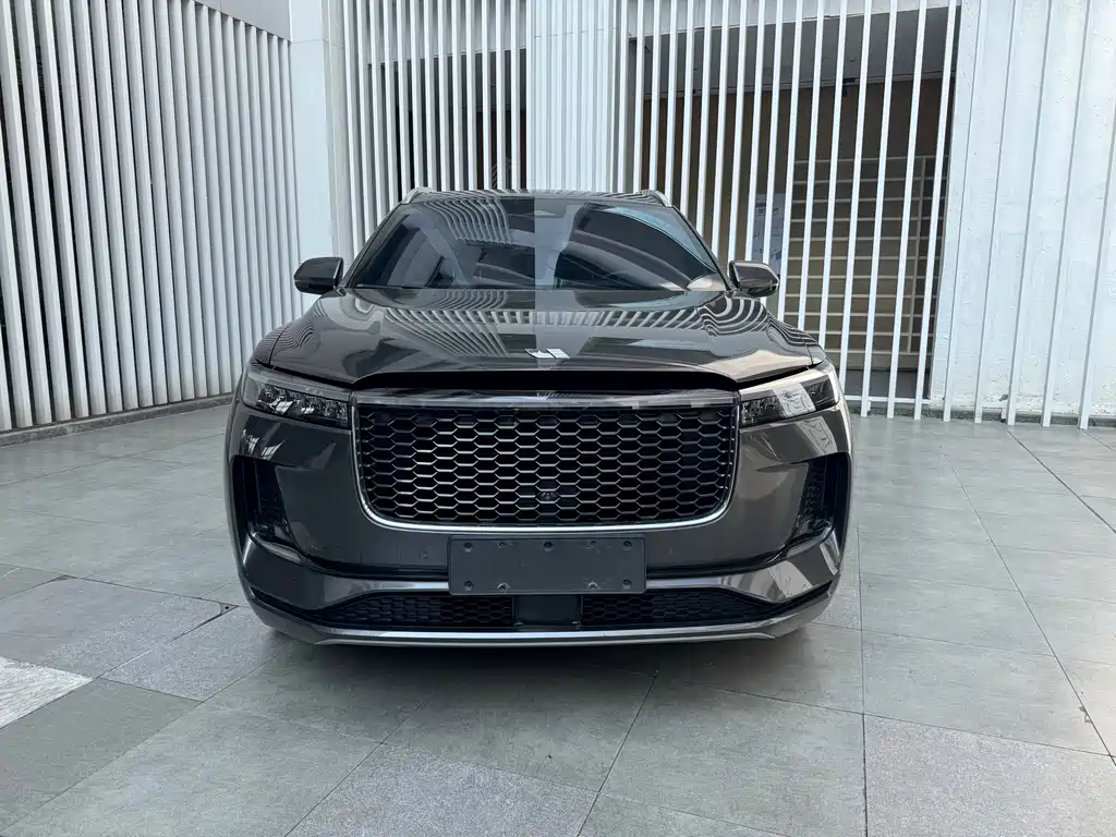 Li Auto Li ONE — миниатюра 2