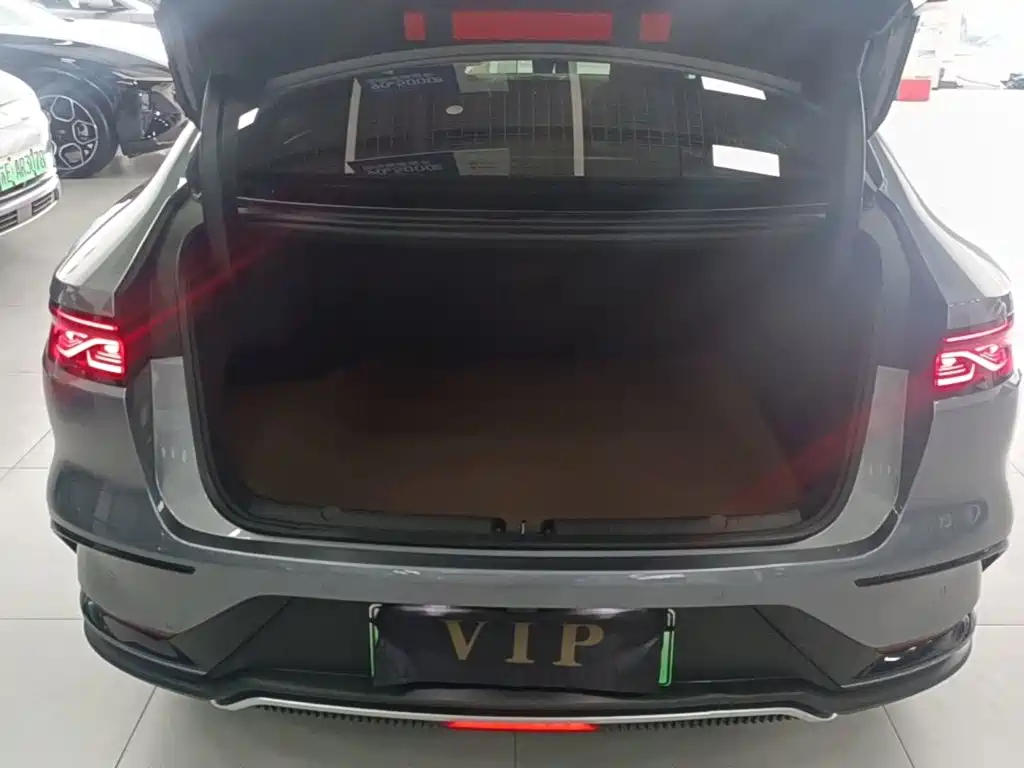 BYD Han — миниатюра 19