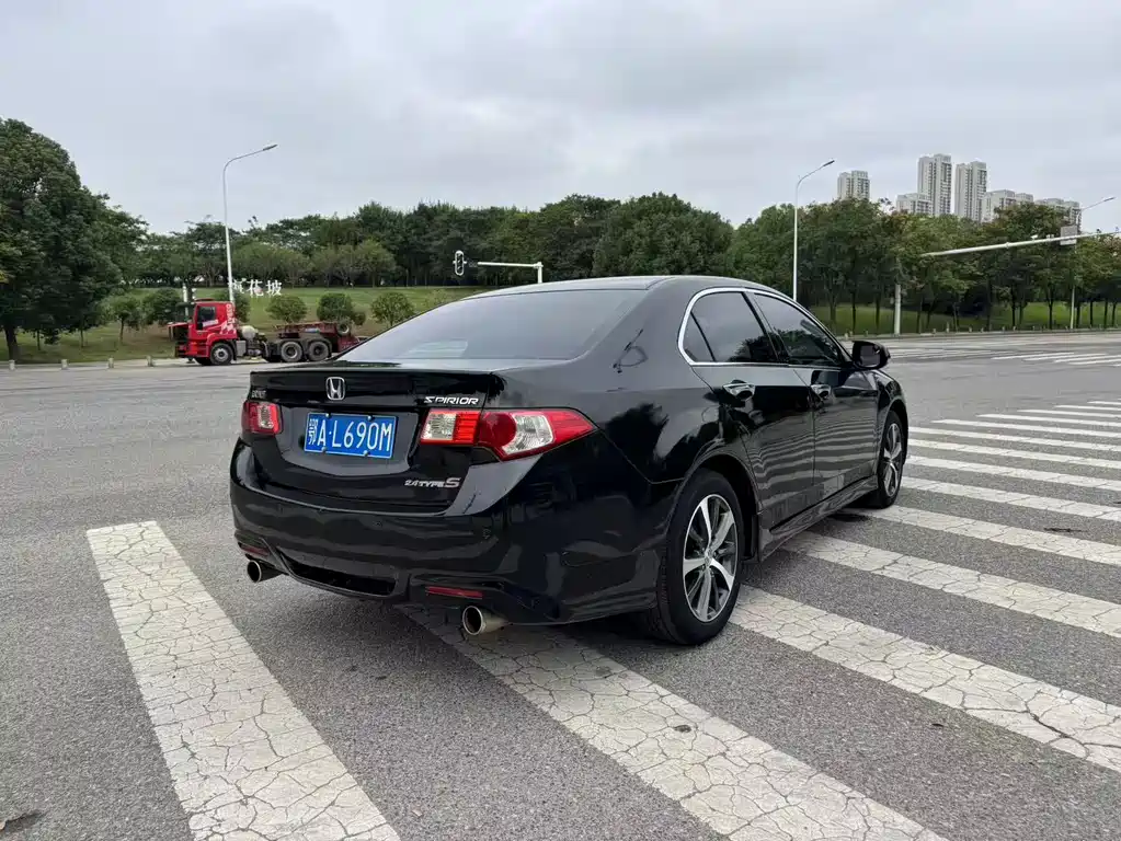 Honda Spirior — миниатюра 14
