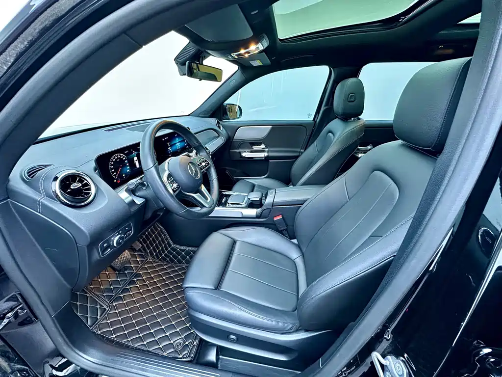 Mercedes-Benz GLB — миниатюра 4
