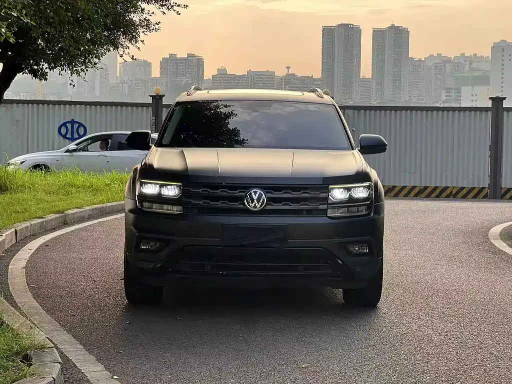 Volkswagen Teramont — миниатюра 2