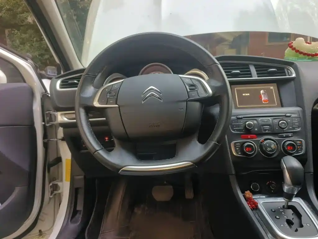 Citroen C4L — миниатюра 3