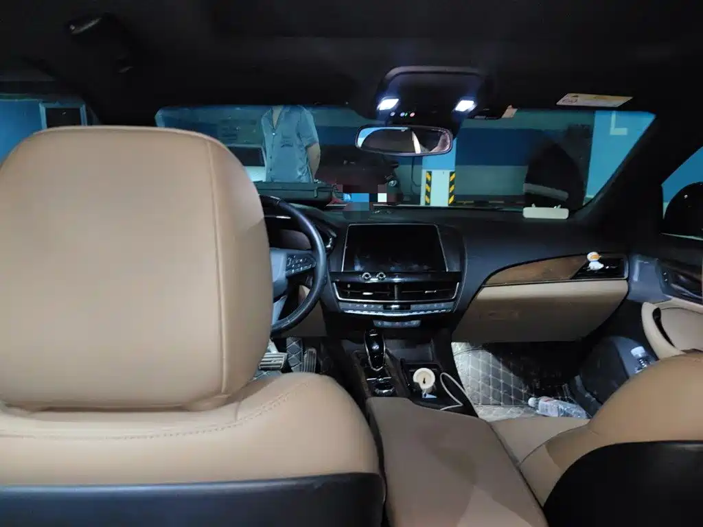 Cadillac CT5 — миниатюра 14