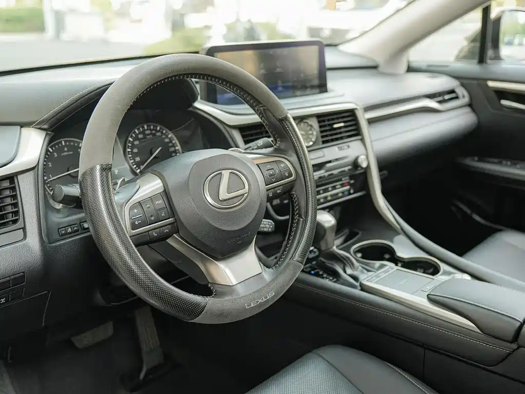 Lexus RX — миниатюра 11