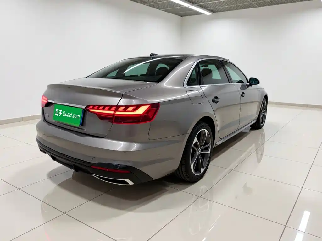 Audi A4L — миниатюра 4