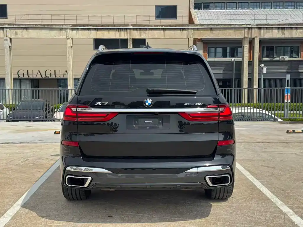 BMW X7 — миниатюра 5