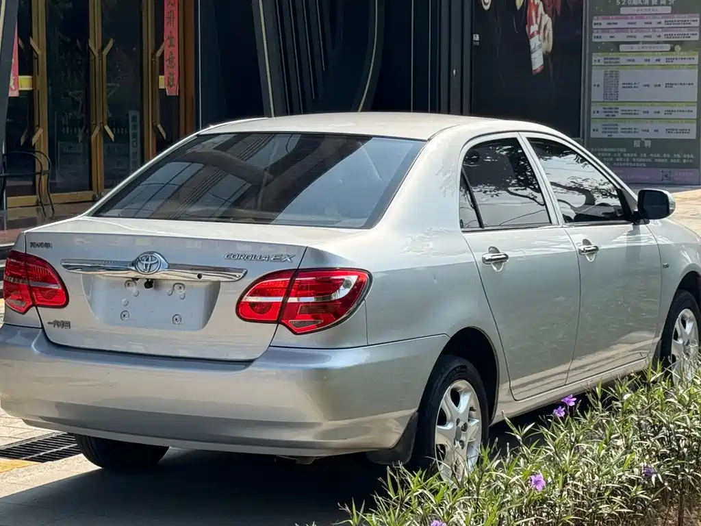 Toyota Corolla — миниатюра 4