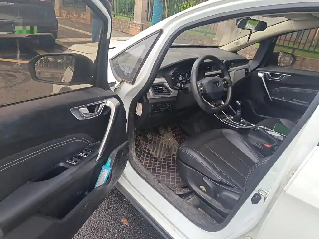 Geely Vision X3 — миниатюра 14