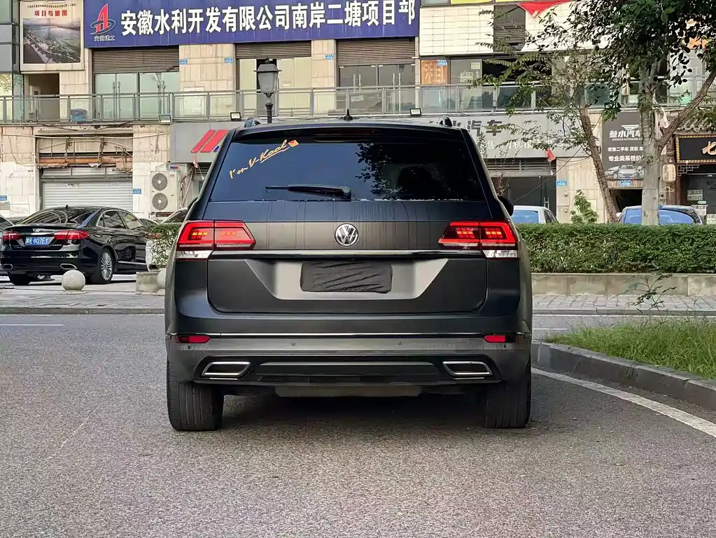 Volkswagen Teramont — миниатюра 8