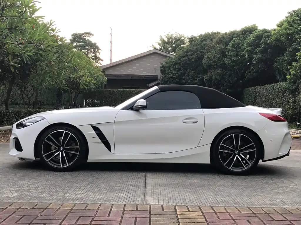 BMW Z4 — миниатюра 4