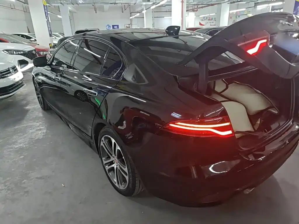 Jaguar XEL — миниатюра 5