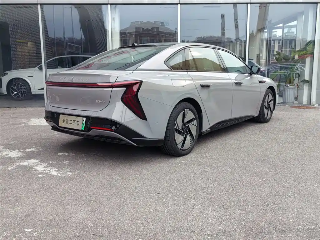 Hongqi Hongqi EH7 — миниатюра 4
