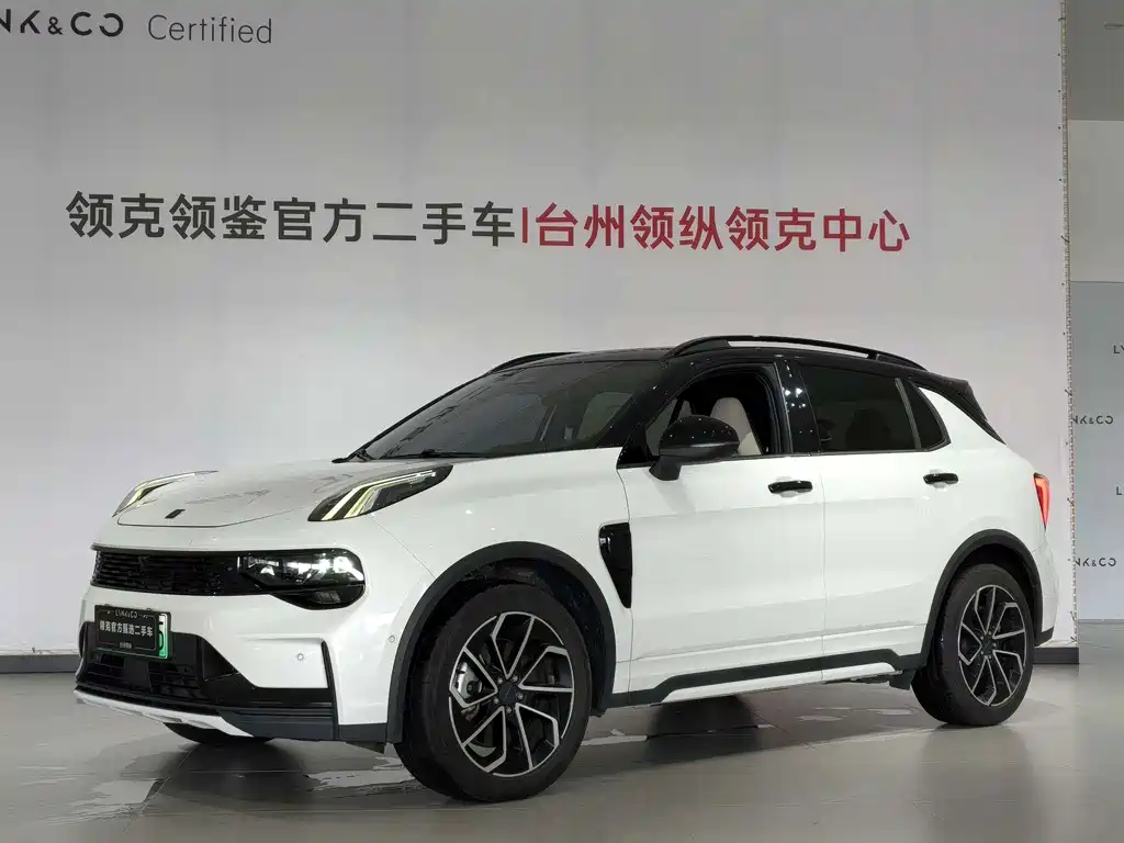 Lynk & Co 01 EM-P