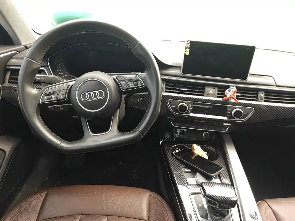 Audi A4L — миниатюра 5