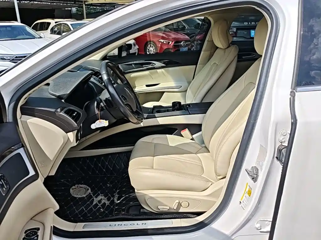 Lincoln MKZ — миниатюра 15
