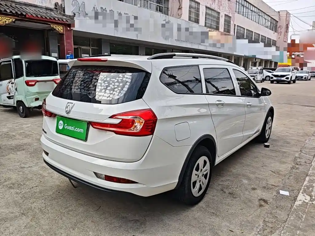 Baojun 310W — миниатюра 7