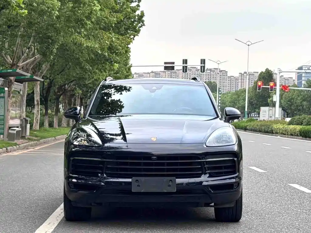 Porsche Cayenne — миниатюра 2