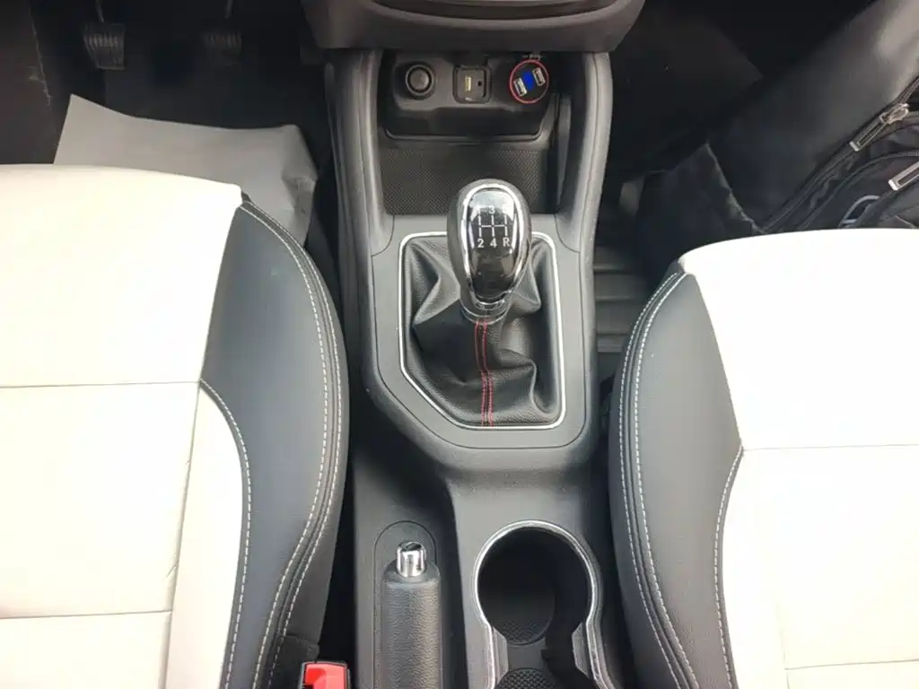 Changan CS35 — миниатюра 14