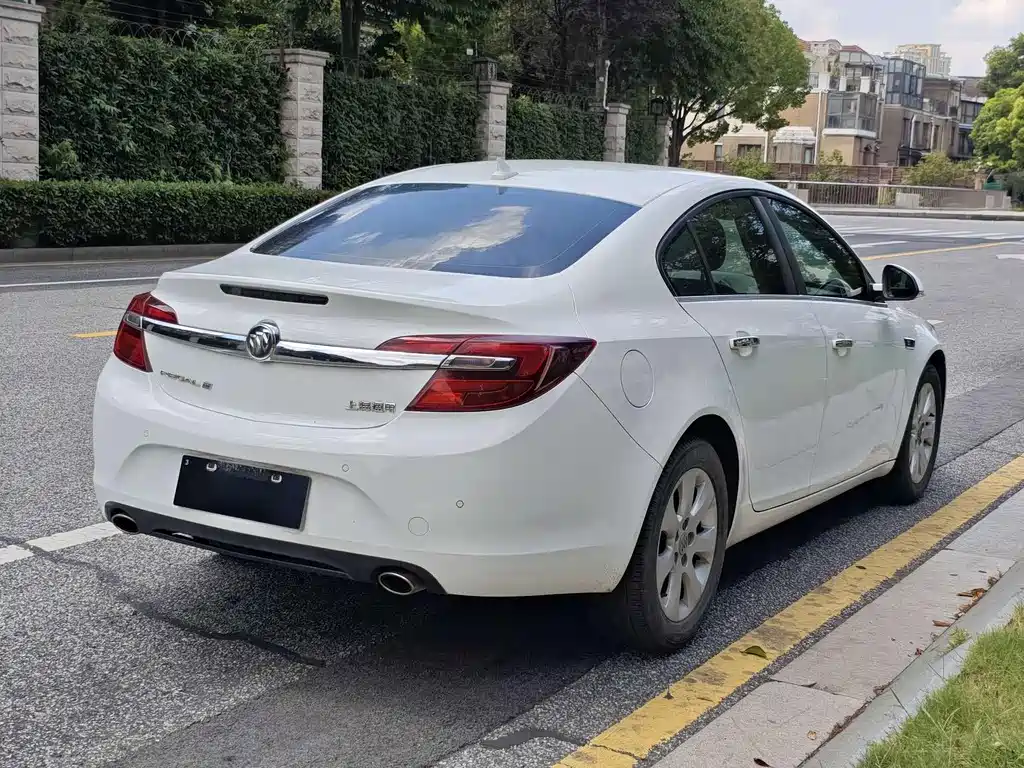 Buick Regal — миниатюра 7