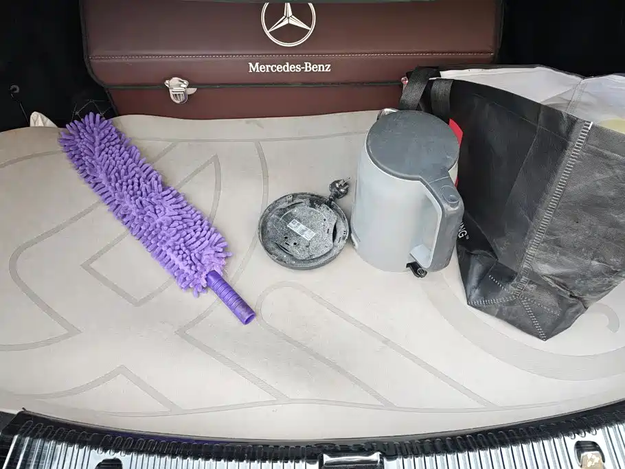 Mercedes-Benz E-Class — миниатюра 4