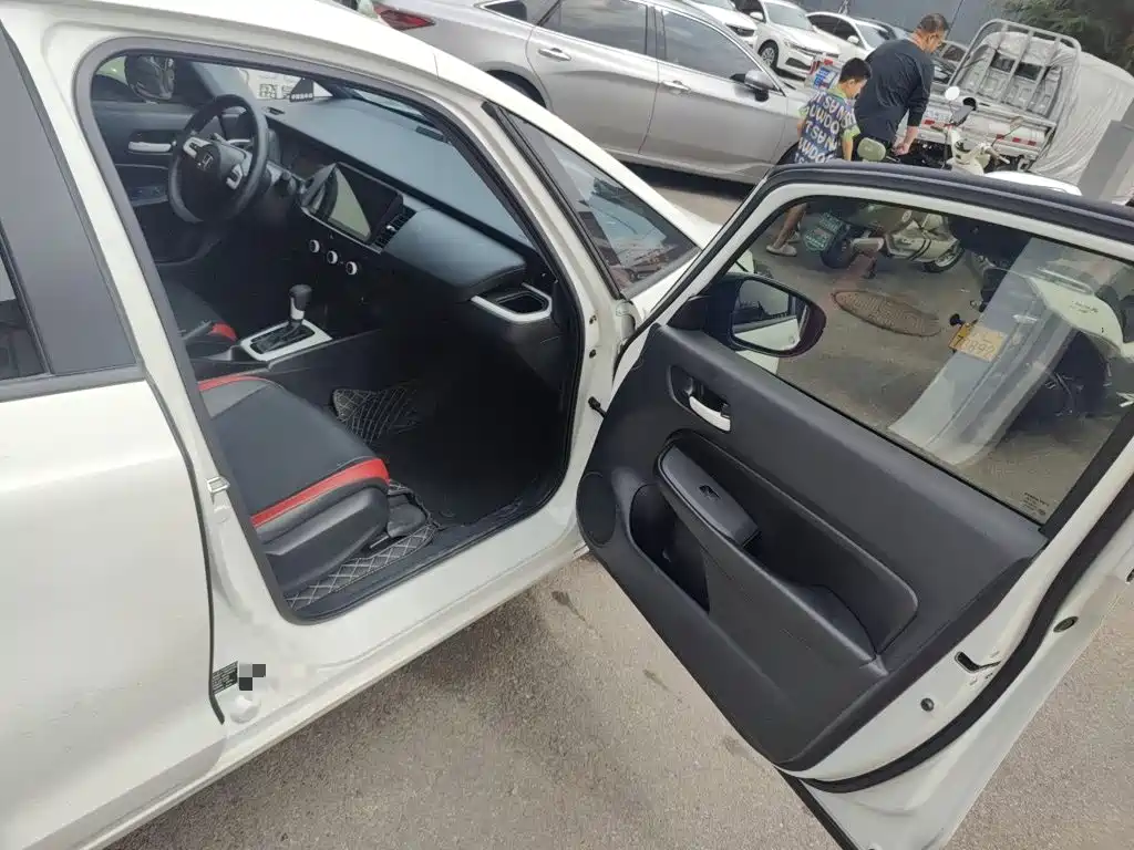 Honda Fit — миниатюра 19