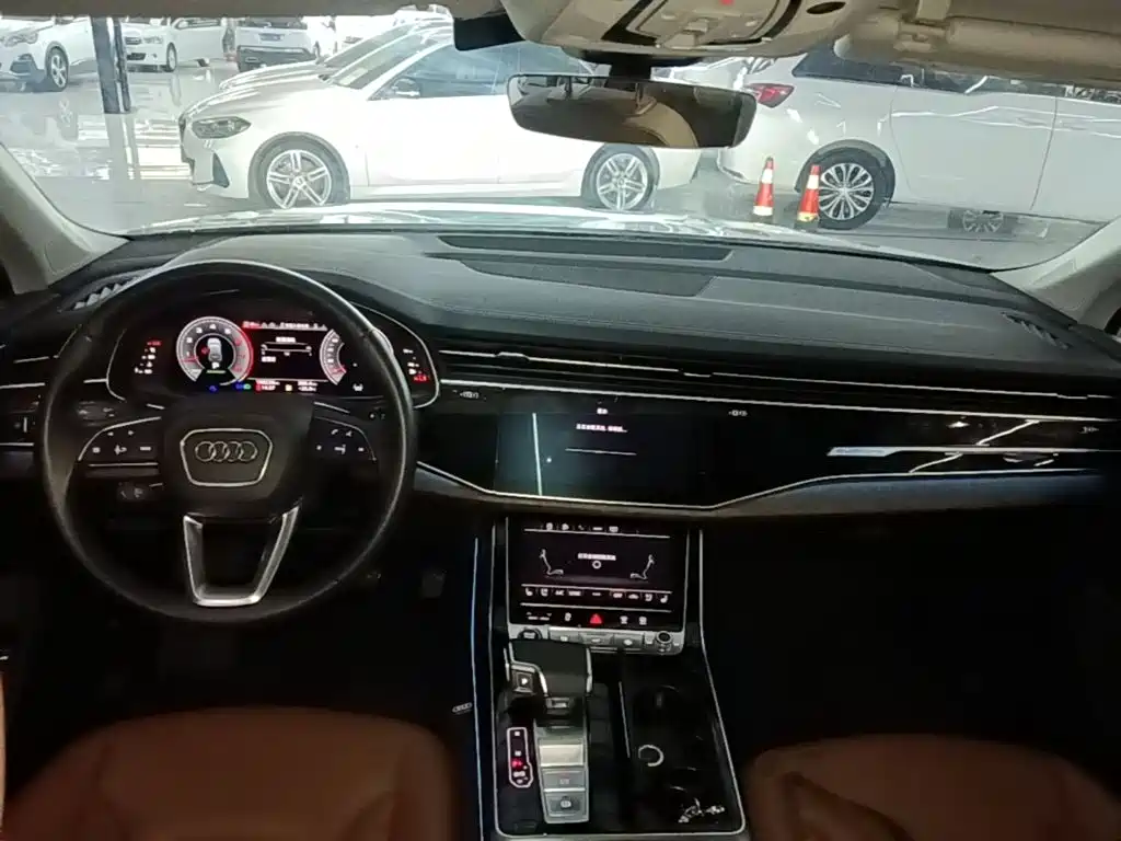 Audi Q7 — миниатюра 10
