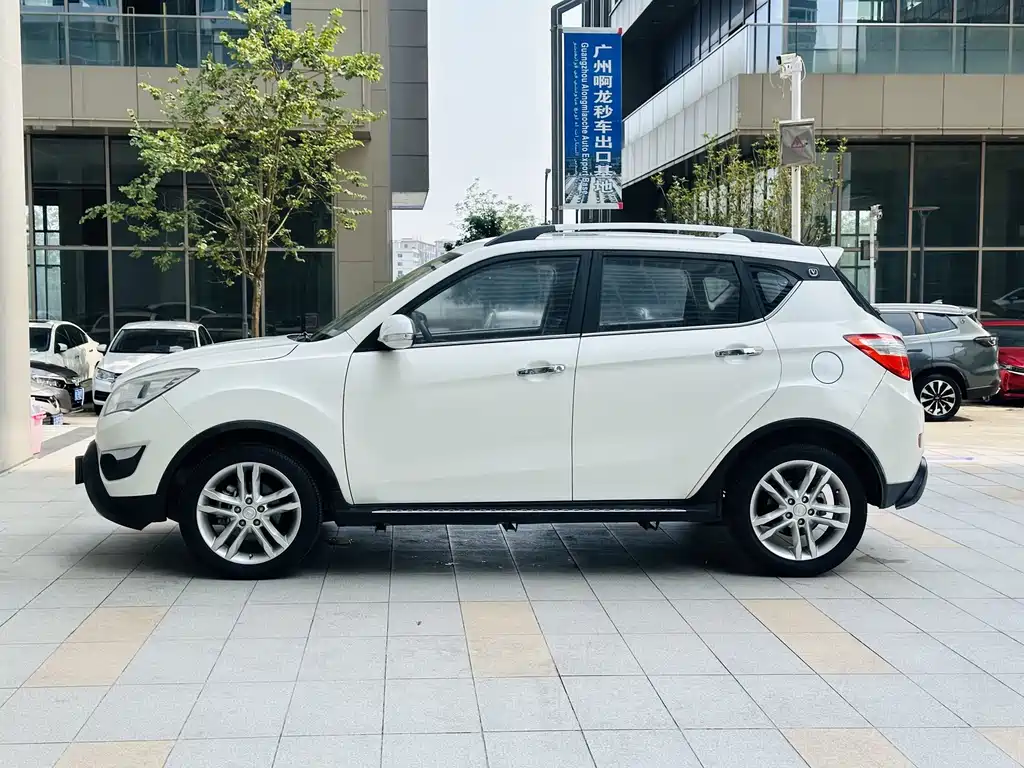 Changan CS35 — миниатюра 4