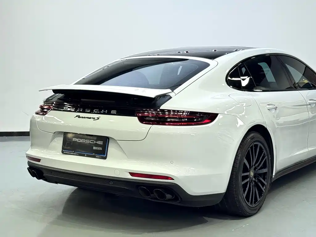 Porsche Panamera — миниатюра 26