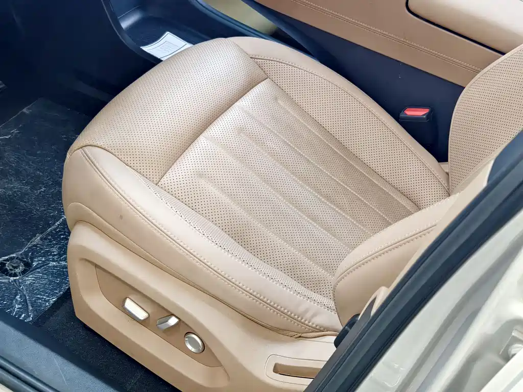 Onvo L60 2025 60kWh