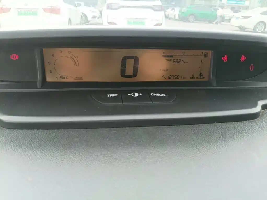 Citroen C-Quatre — миниатюра 12