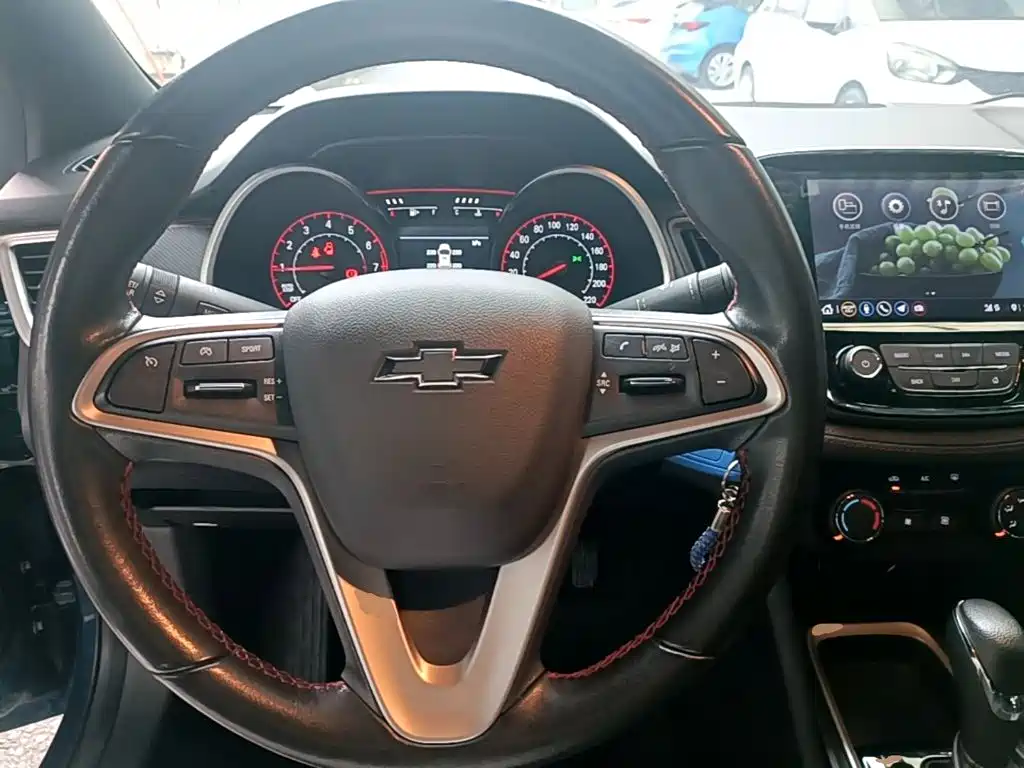 Chevrolet Monza — миниатюра 11