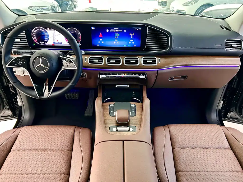 Mercedes-Benz GLS — миниатюра 9