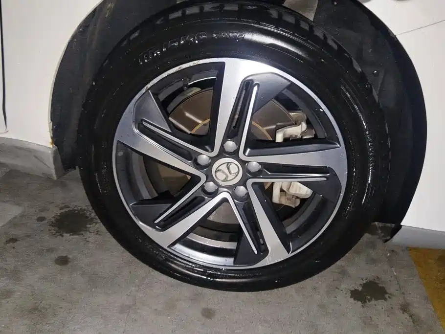 BAIC EU5 — миниатюра 6